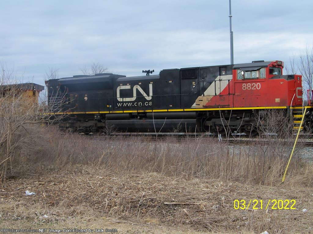 CN 8820